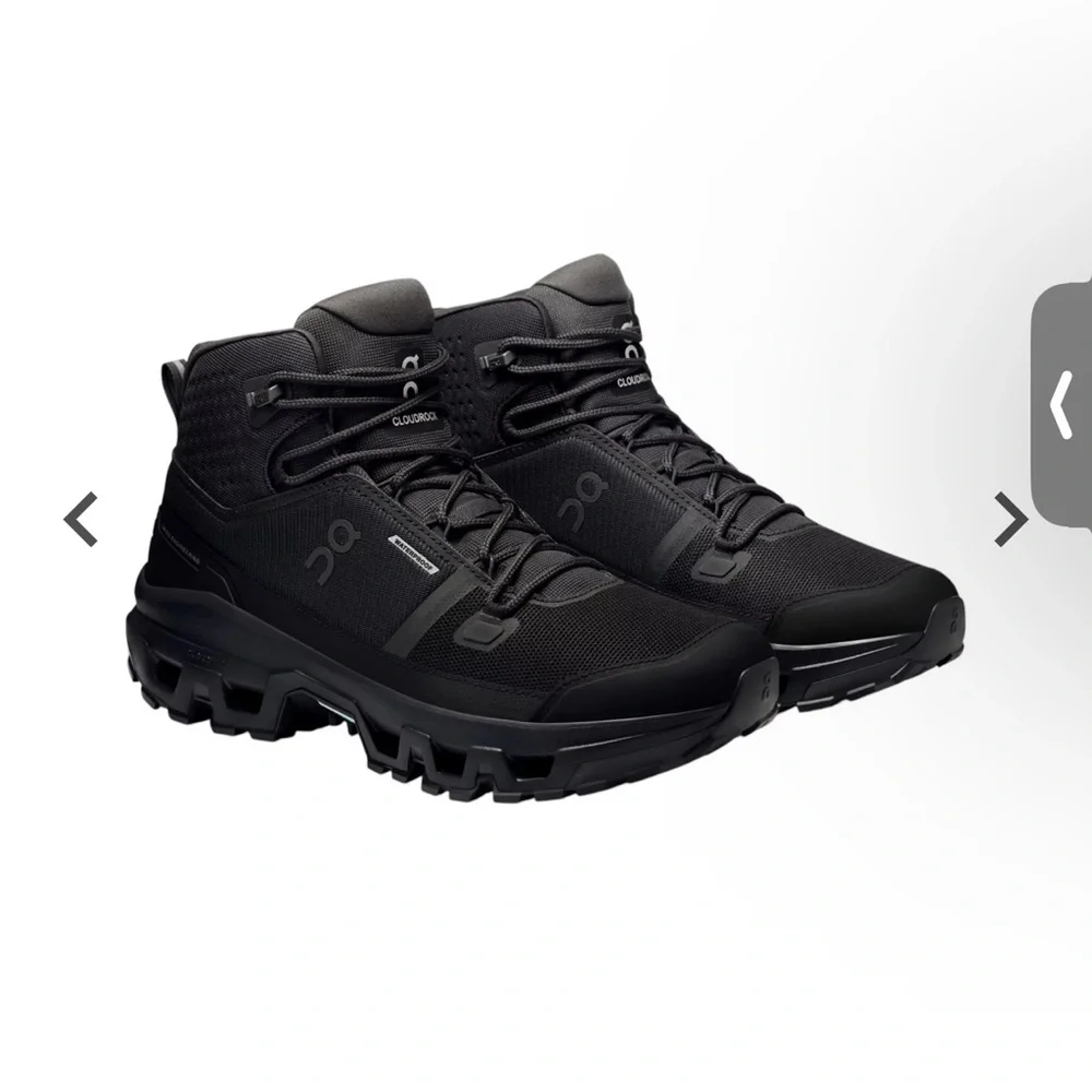 On Running Men's Black Boots